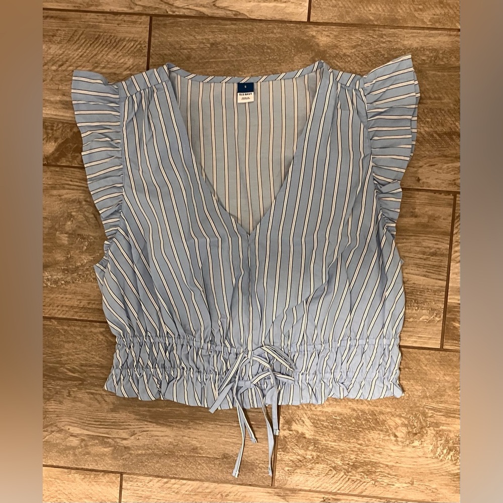 Old Navy Light Blue Striped Crop Blouse